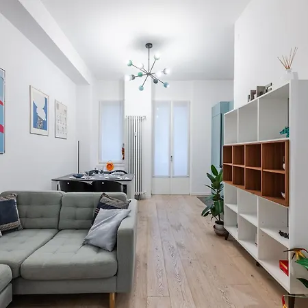 2 Min Metro - Modern Design In Porta Venezia Appartement